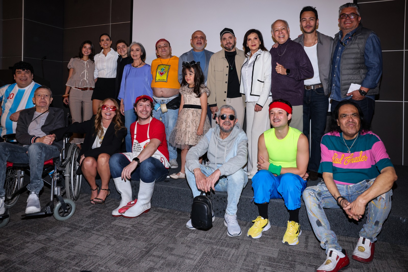 “Vecinos” estrena nuevas temporadas y celebra su legado en la comedia mexicana