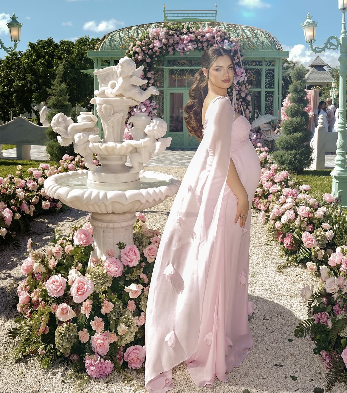 Galería ENTREFAM - Nadia Ferreira y Marc Anthony celebran espectacular Baby Shower.