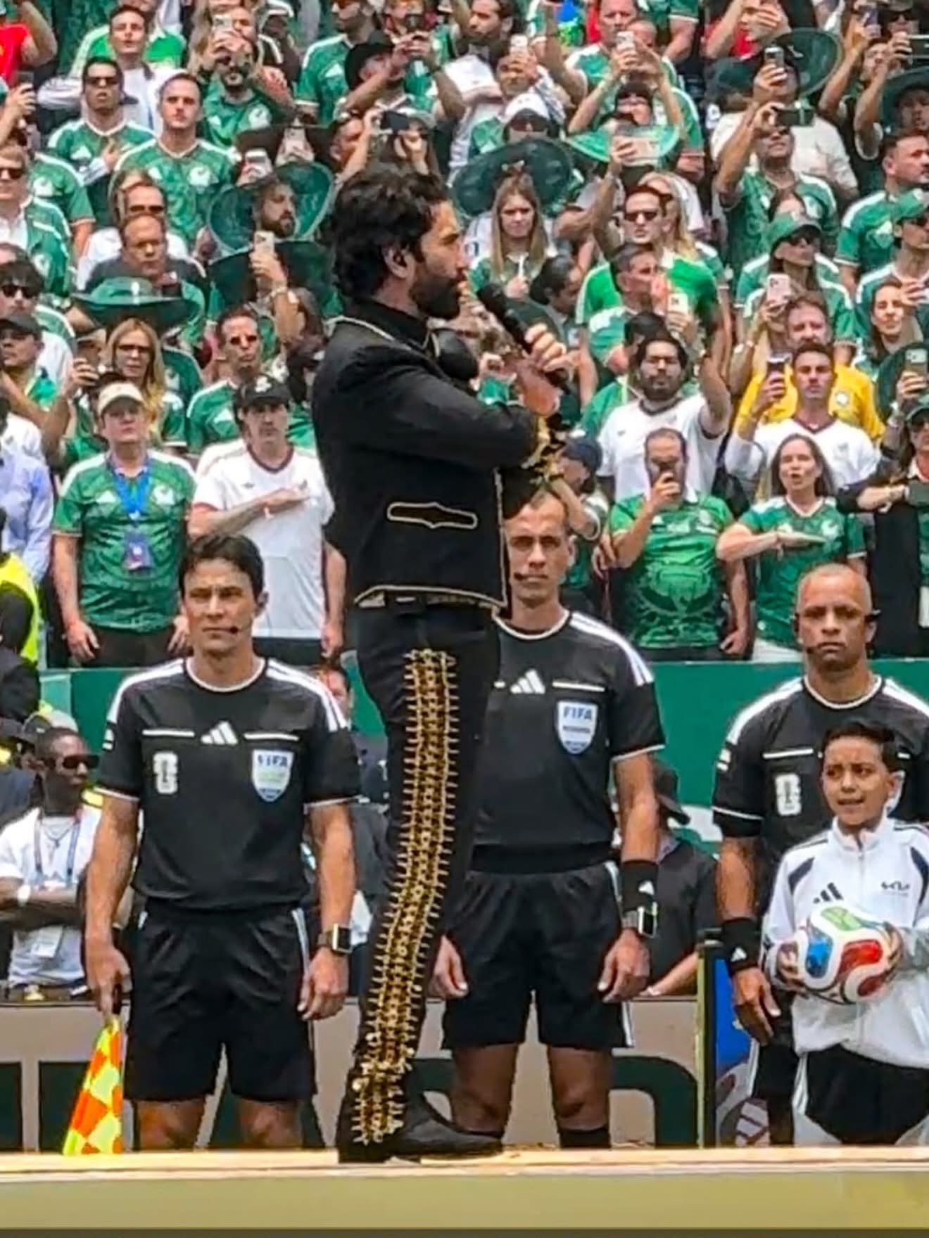 Galería ENTREFAM - Gran Fiesta En México Por El Mundial 2026