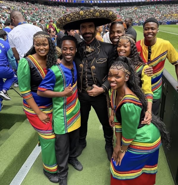 Galería ENTREFAM - Gran Fiesta En México Por El Mundial 2026