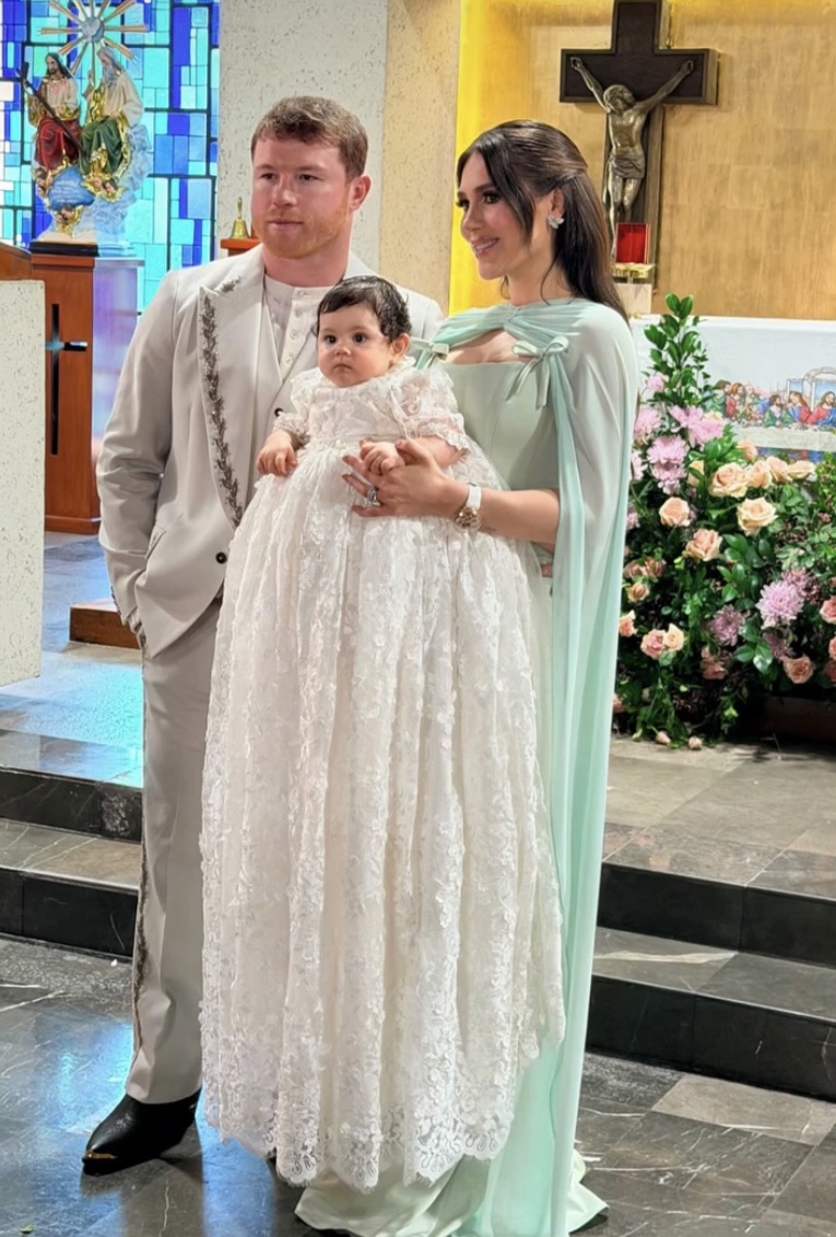 Relacionado: Canelo Álvarez y Fernanda Gómez hacen lujoso bautizo.