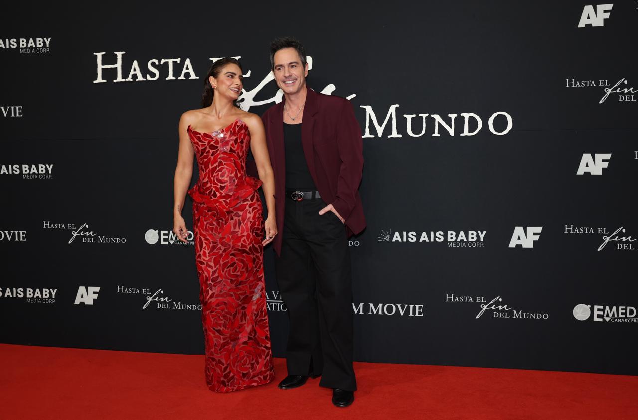 Galería ENTREFAM - Aislinn Derbez y Mauricio Ochmann viven su propia historia de amor.