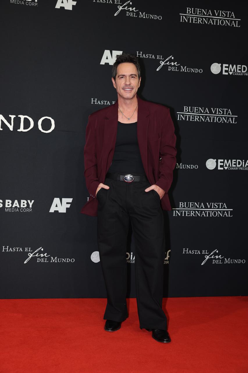 Galería ENTREFAM - Aislinn Derbez y Mauricio Ochmann viven su propia historia de amor.