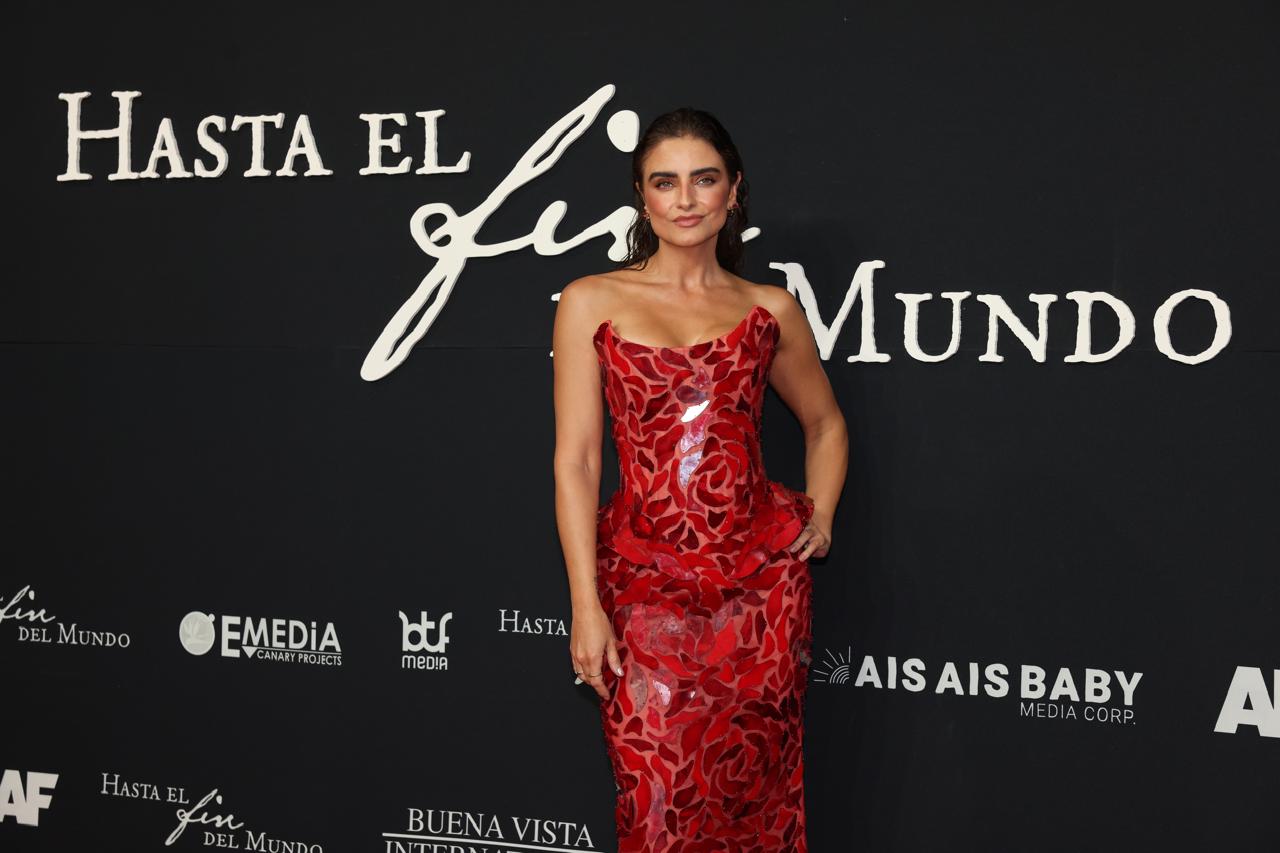 Galería ENTREFAM - Aislinn Derbez y Mauricio Ochmann viven su propia historia de amor.