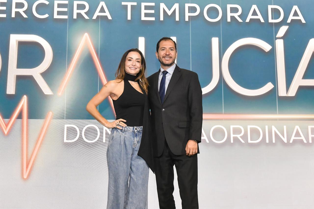 Galería ENTREFAM - Dra. Lucía: Un Don Extraordinario