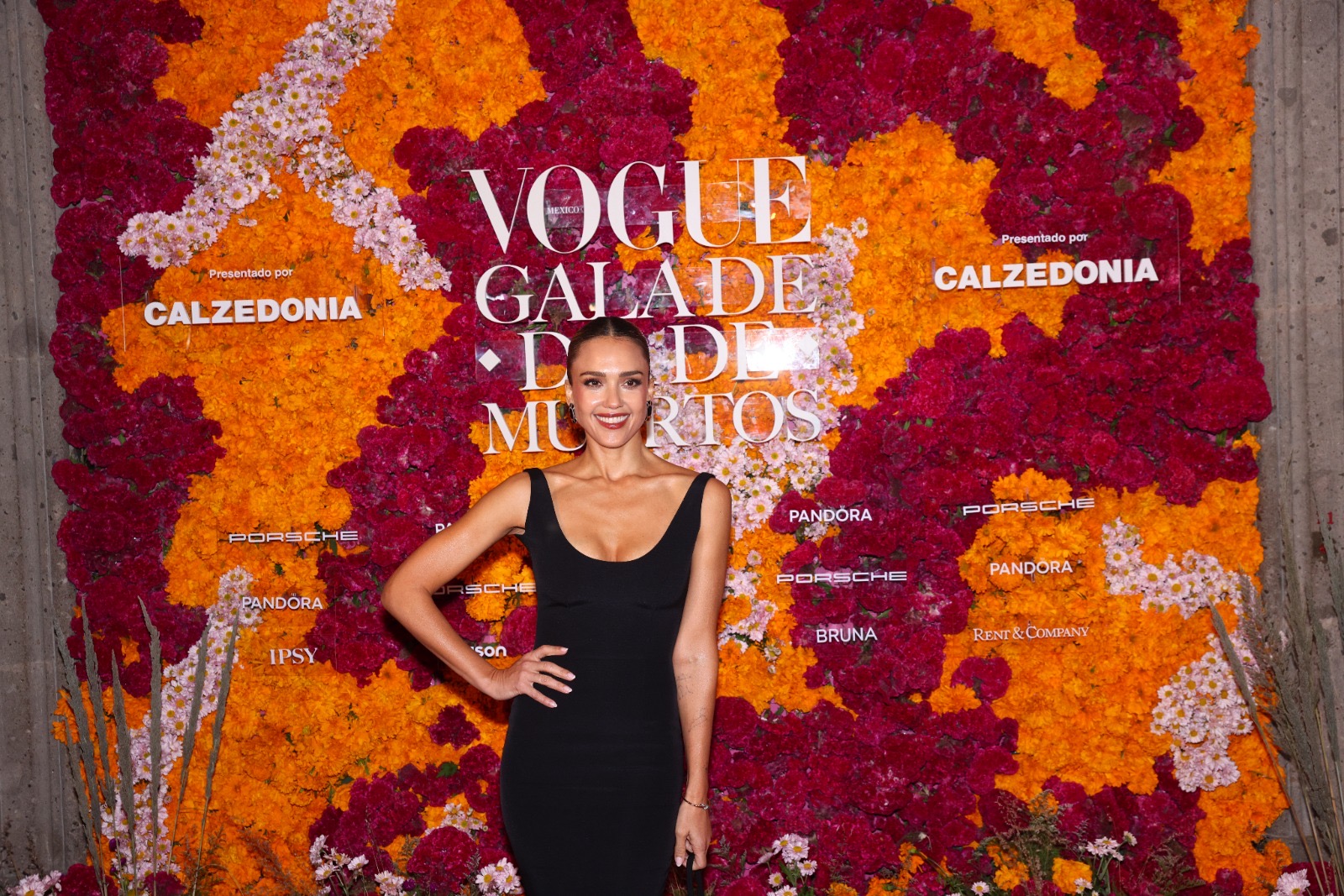 Galería ENTREFAM - Vogue celebra el Día de Muertos.
