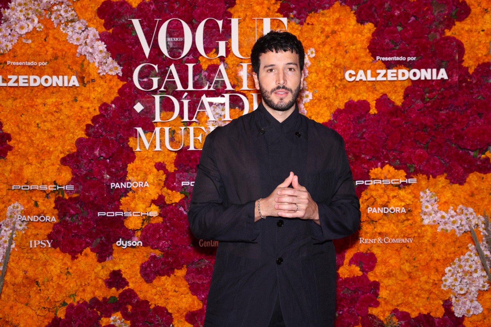Galería ENTREFAM - Vogue celebra el Día de Muertos.