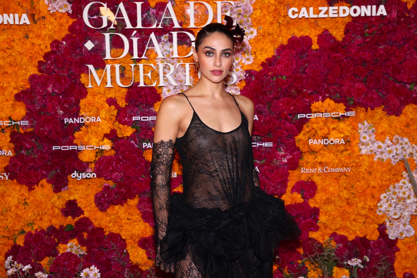 Galería ENTREFAM - Vogue celebra el Día de Muertos.