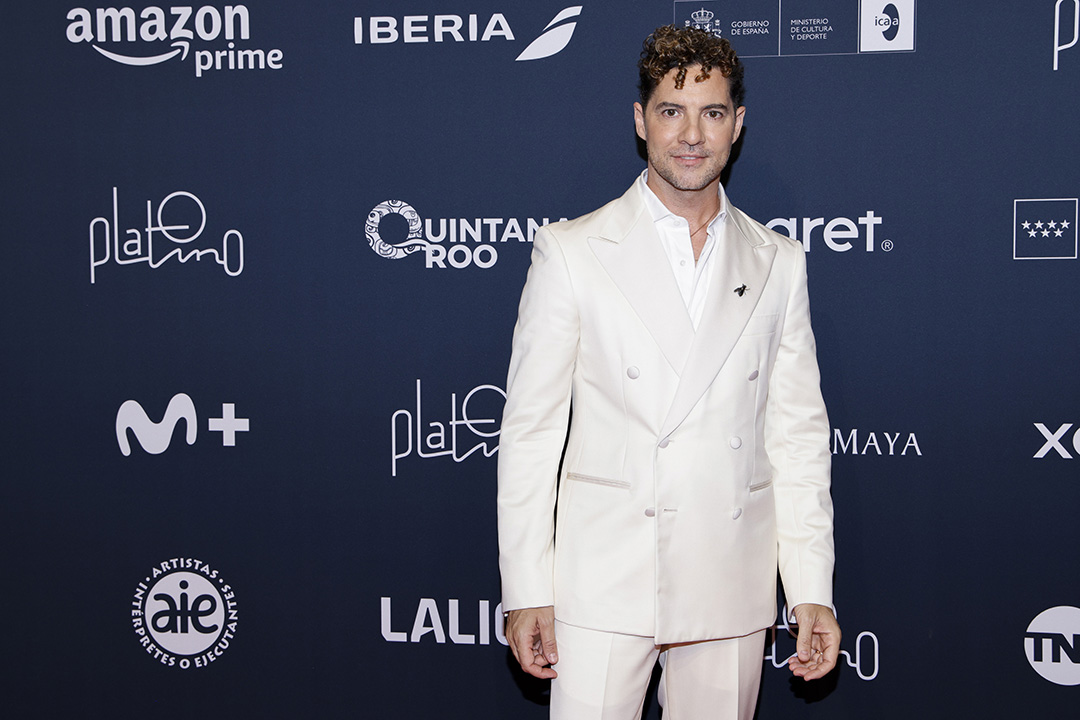 Galería ENTREFAM - David Bisbal Lanza Tema Musical “Vivir Así es Morir de Amor”, tema de Camilo Sesto