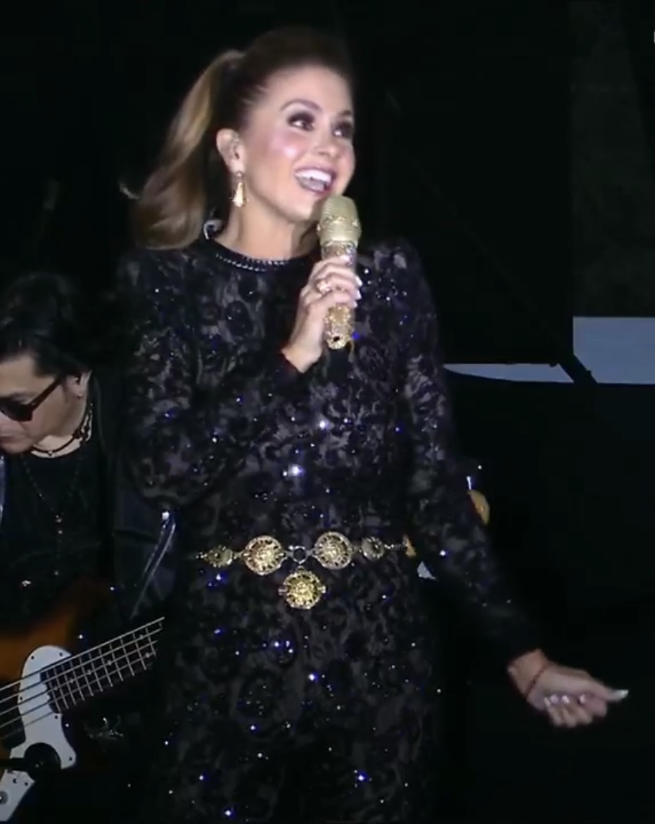 Galería ENTREFAM - Lucero celebró a las mamás con un concierto gratuito.