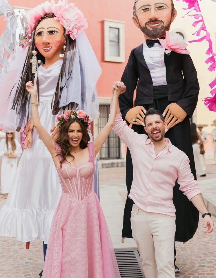 Galería ENTREFAM - Karla Díaz Y Daniel Dayz Cumplen Sueño Espectacular.