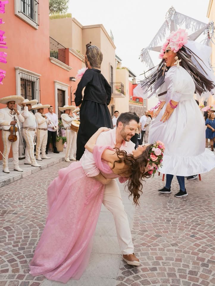 Galería ENTREFAM - Karla Díaz Y Daniel Dayz Cumplen Sueño Espectacular.